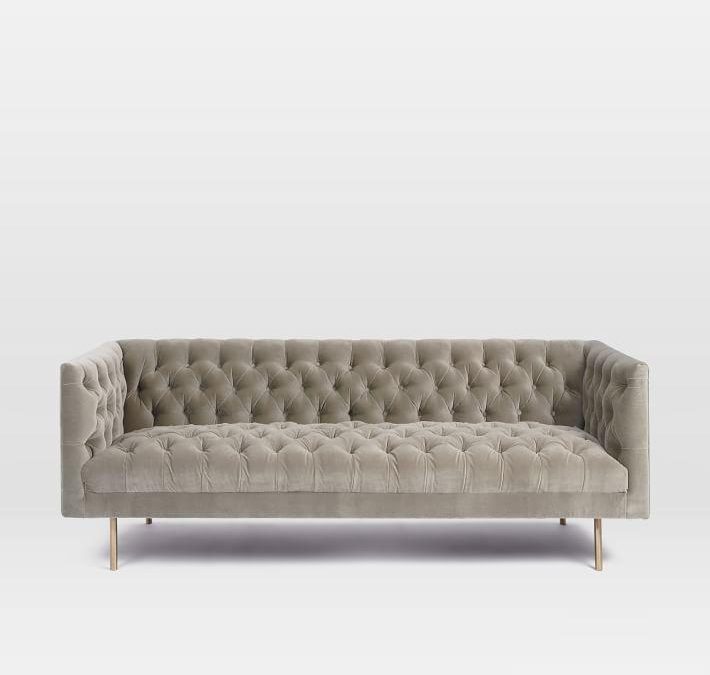 Incorporate Luxury Chesterfield Couches with Your Existing Furnishings