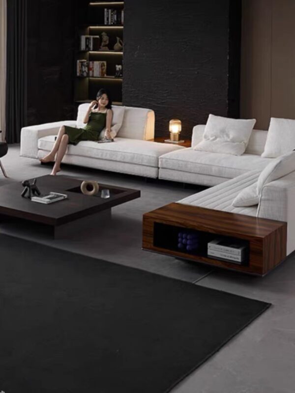 Luxurious Corner Sofa - Image 3