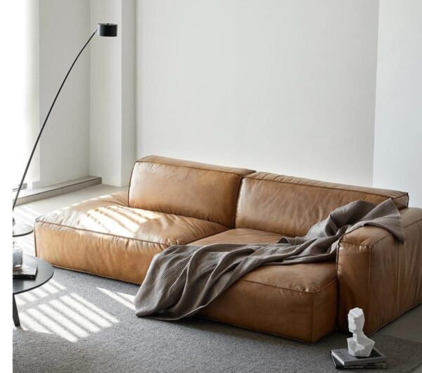 Luxury Couch - Image 3