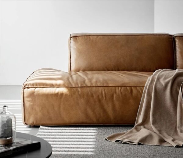 Luxury Couch - Image 2